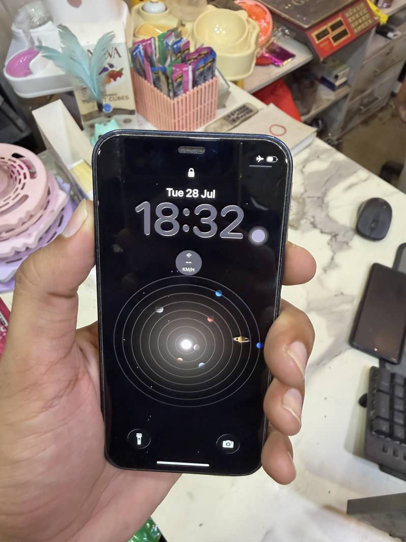 Apple iPhone 12 mini 1