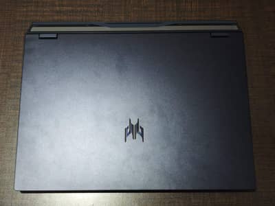 Acer Predator Helios 18 RTX 4080