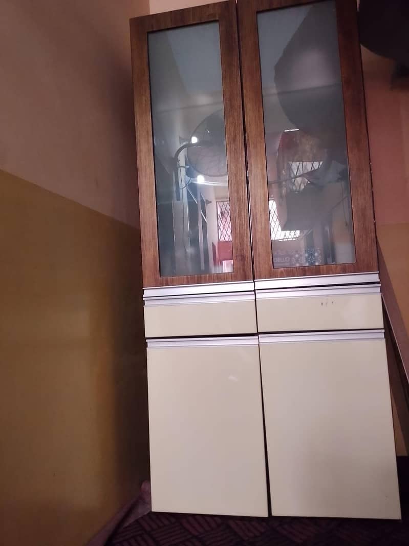 divider 0