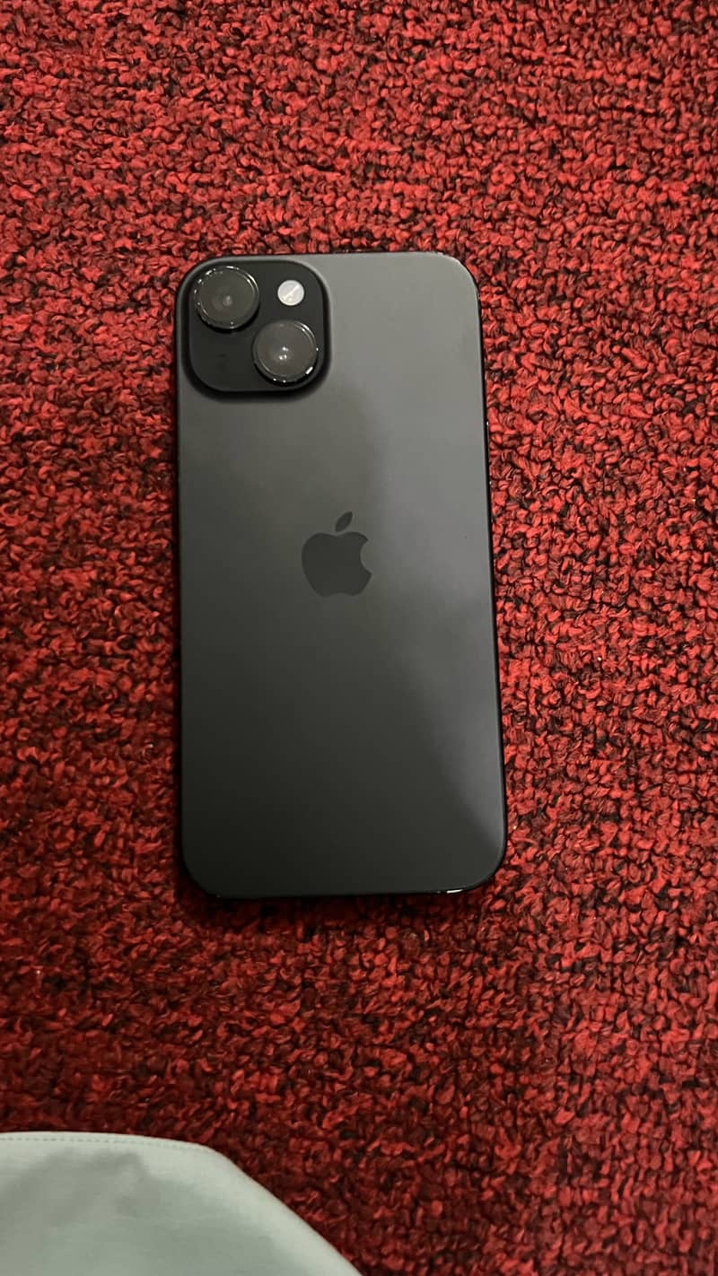 Apple iPhone 15 3