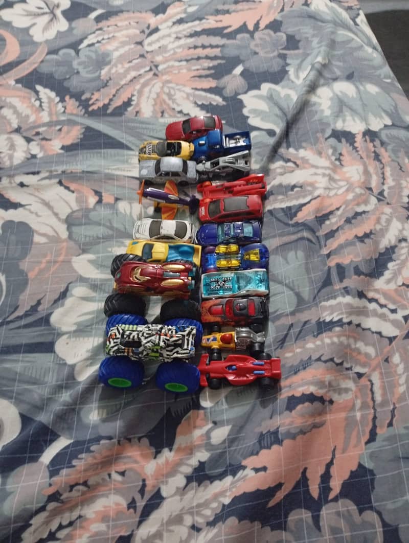 Hot wheels authentic collection 3