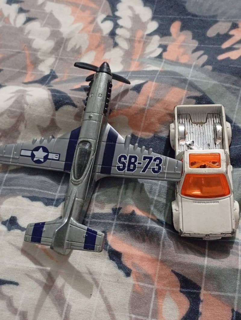 Hot wheels authentic collection 5