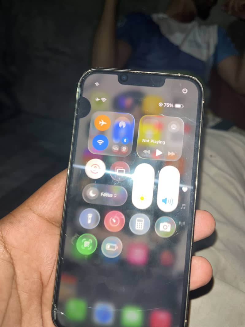 Apple iPhone 13 Pro 2