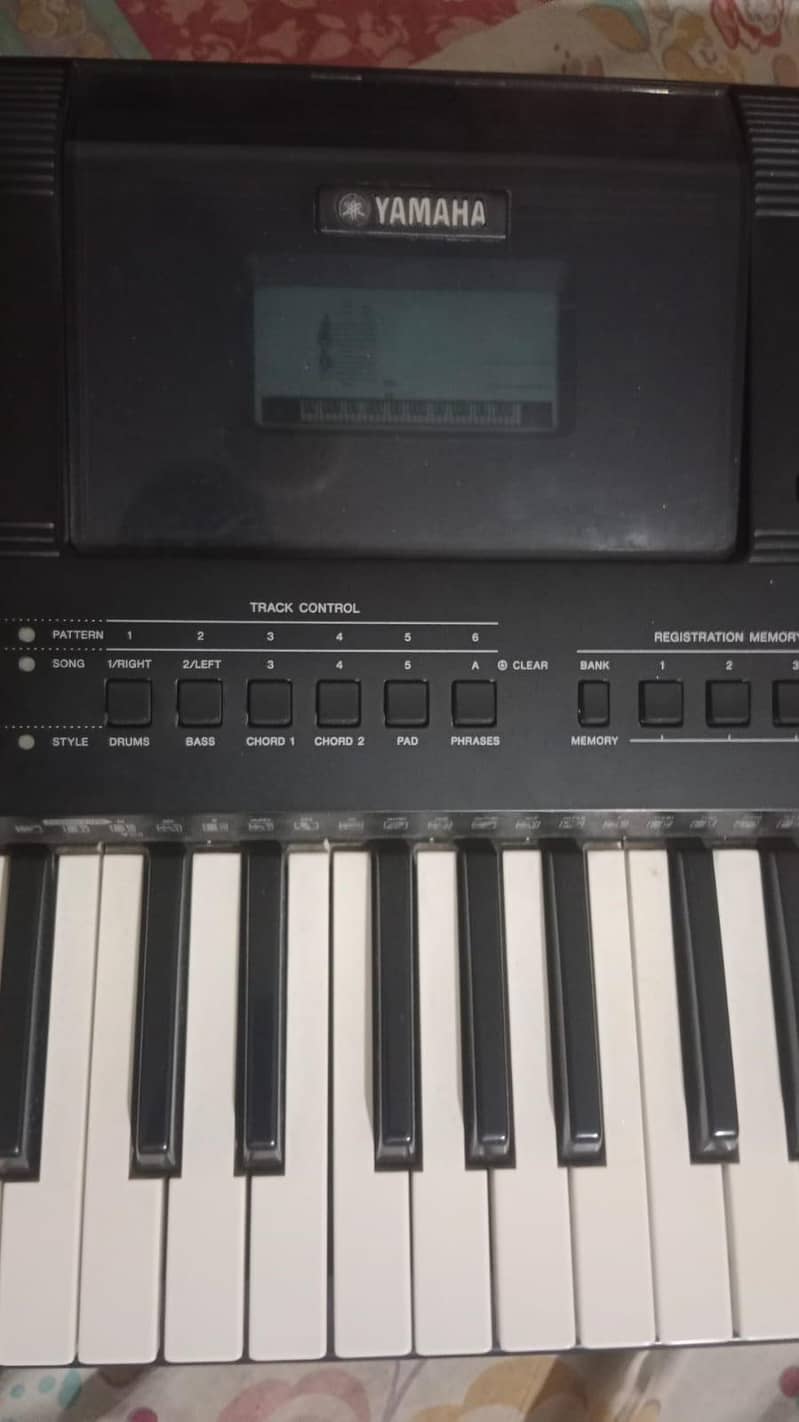 Yahmaa PSR E453 2