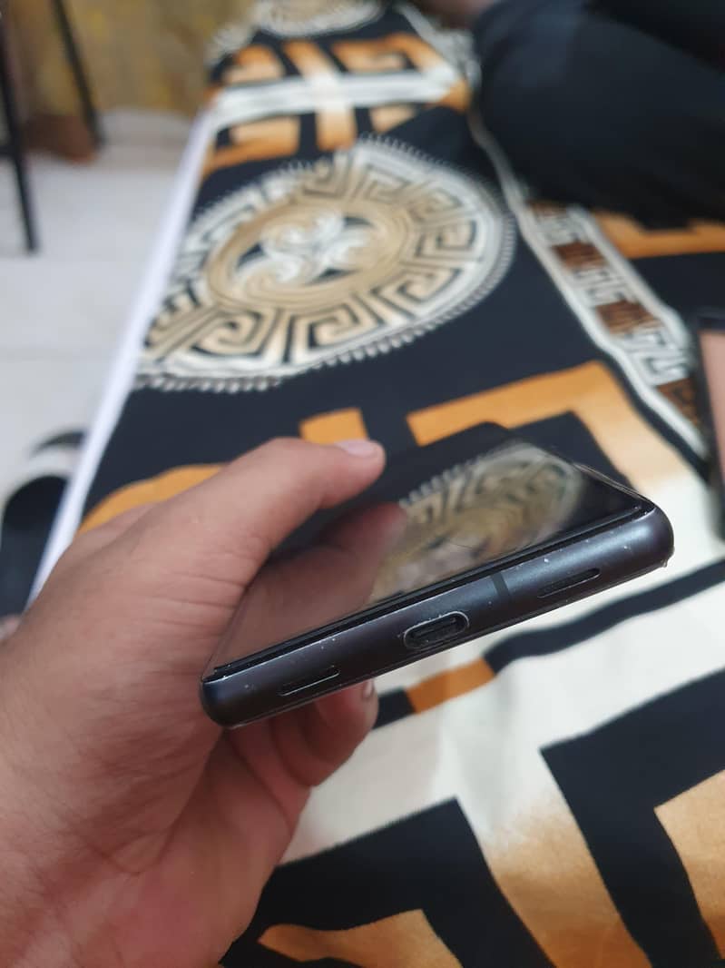 Google Pixel 7a 5