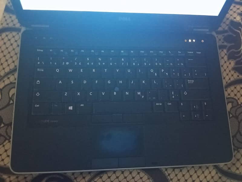 E6440 1