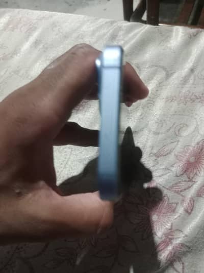 Apple iPhone 14