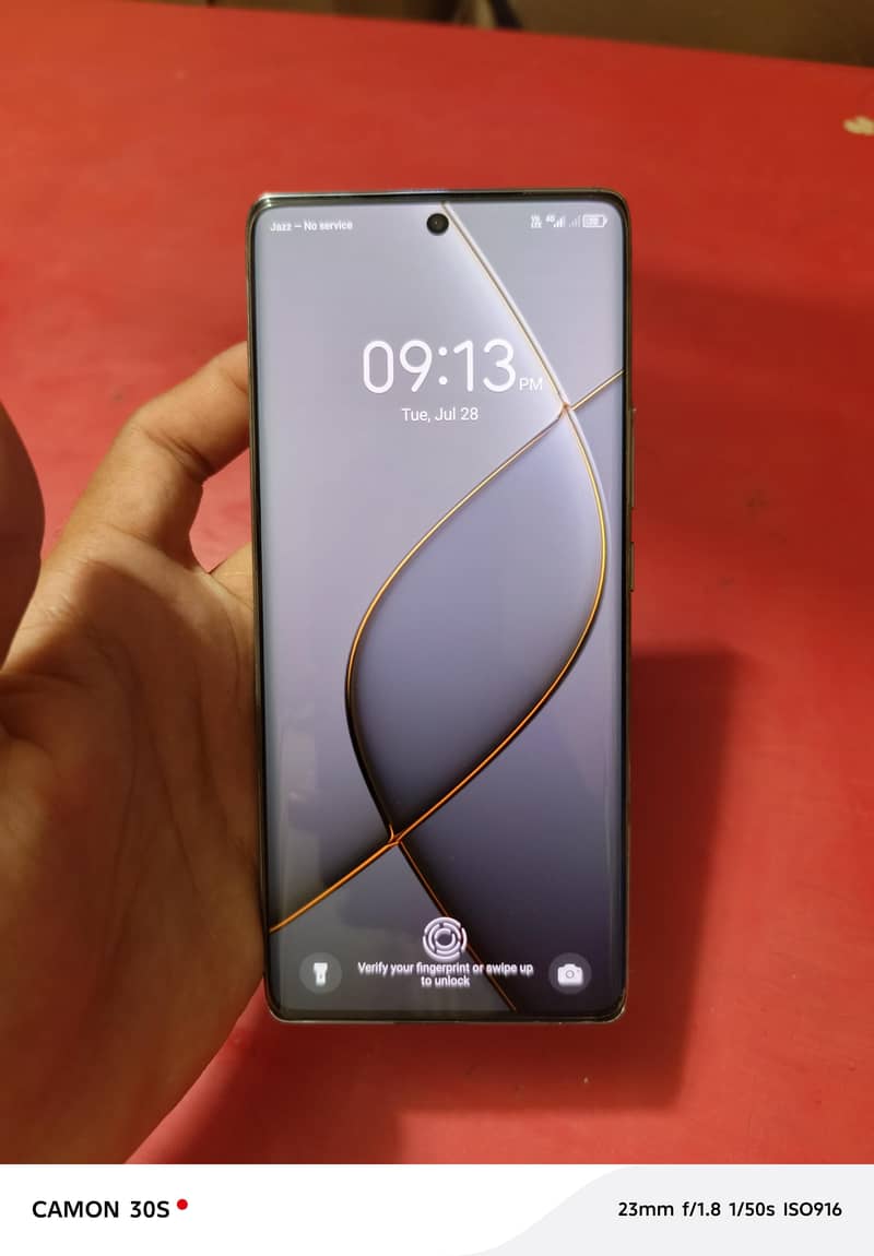 Tecno CAMON 20 Pro 0