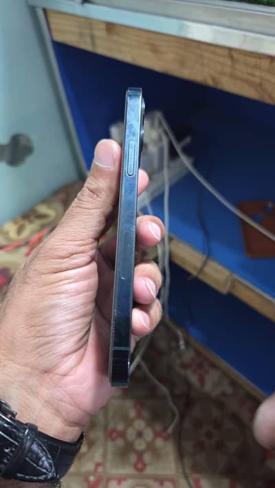 Apple iPhone 12 Pro
