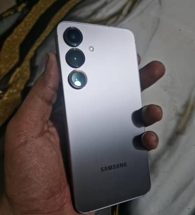Samsung Mobile S25 8 128 all original mobile