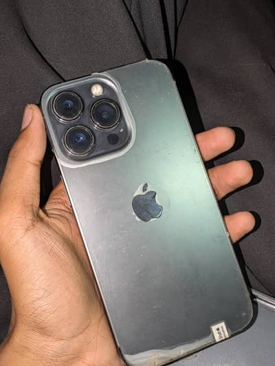 Apple iPhone 13 Pro