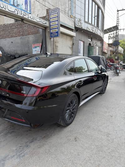 Hyundai Sonata 2022