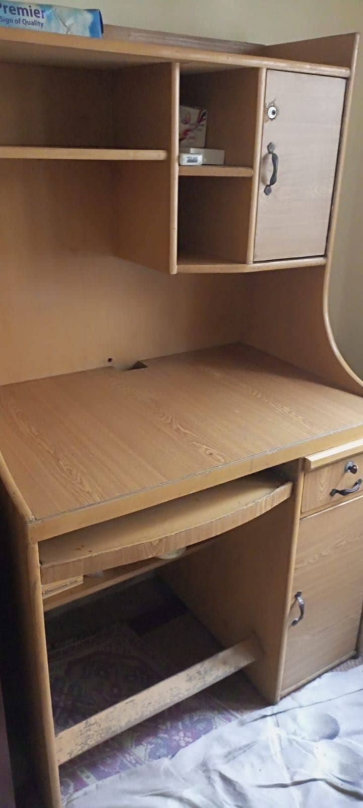 Computer table new condition all ok 4