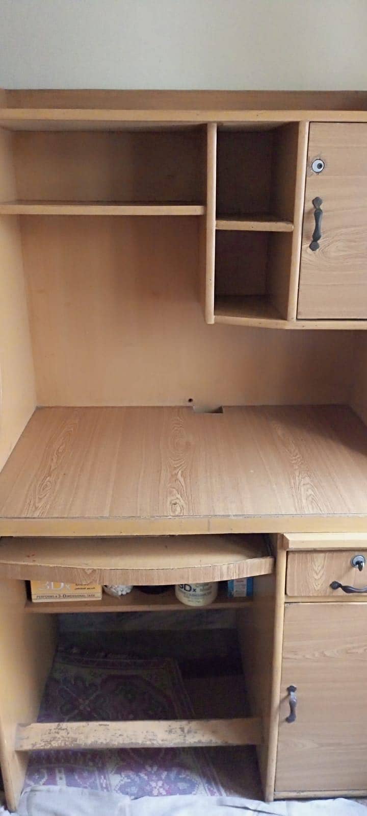 Computer table new condition all ok 5