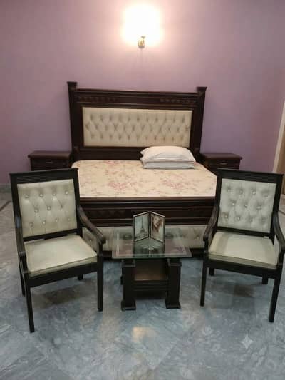 ​Elegant Wooden Bed with Matching Table & Chairs
