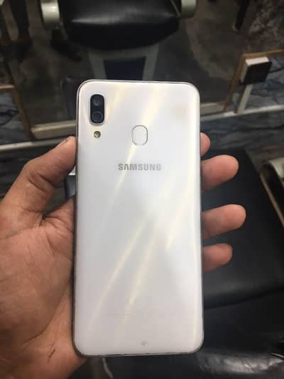 Samsung Mobile A30