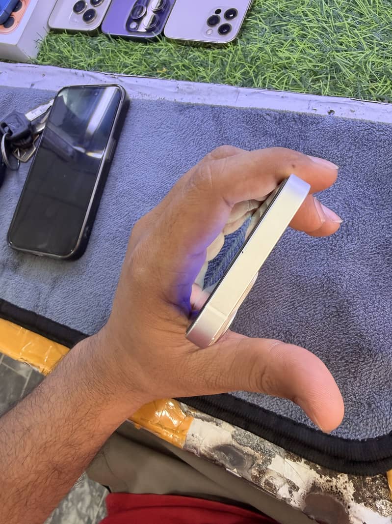 Apple iPhone 13 mini without box 5