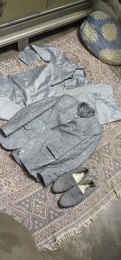 all medium sizes condishn new one time used read ad chek all pics