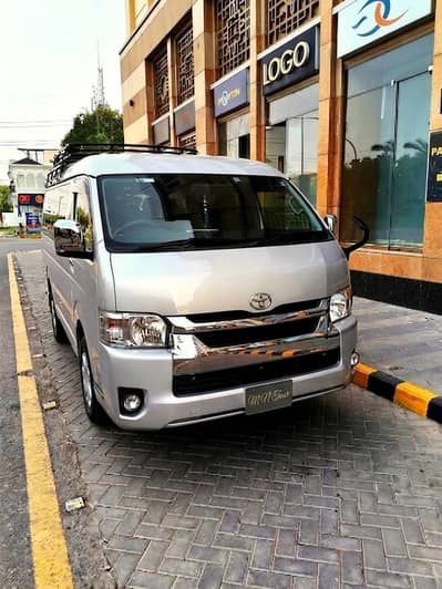 Toyota Van 2021