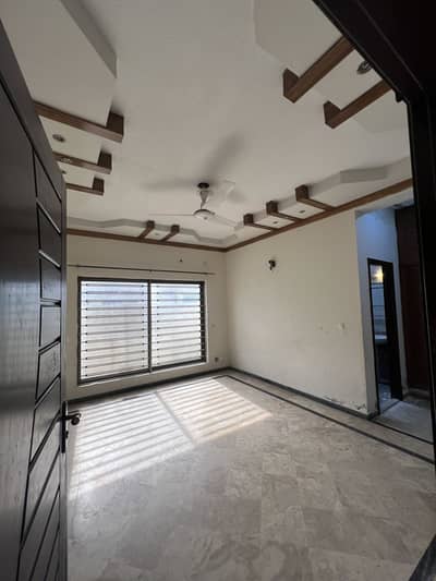 Beautiful 1 Kanal Doube Storey House For Rent In National Police Foundation Block B