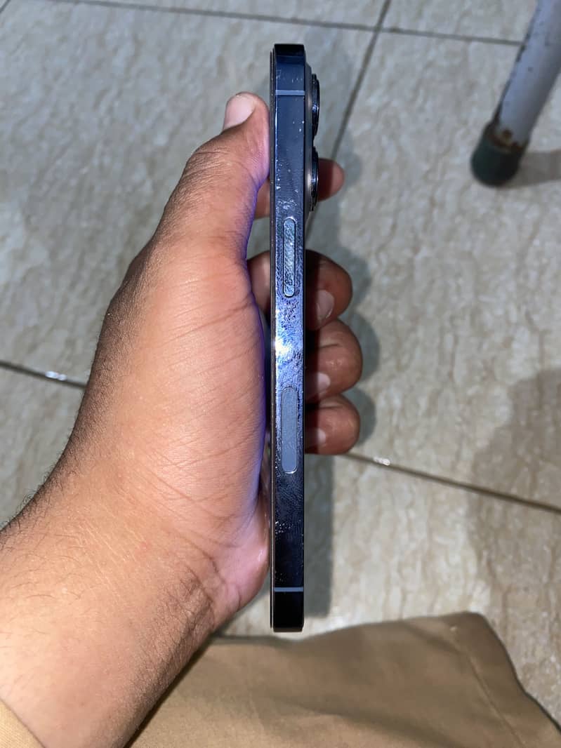 Apple iPhone 13 Pro 0