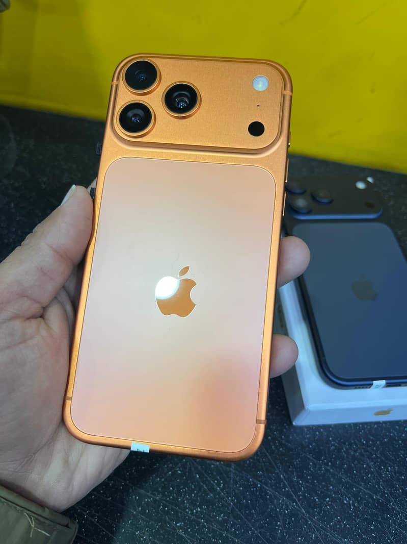 Apple iPhone 17 Pro Max 3