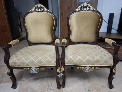 sheesham wood chairs 2 pc just like brand new