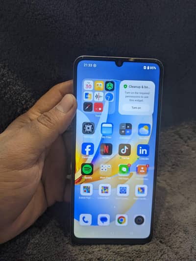 Realme note 70