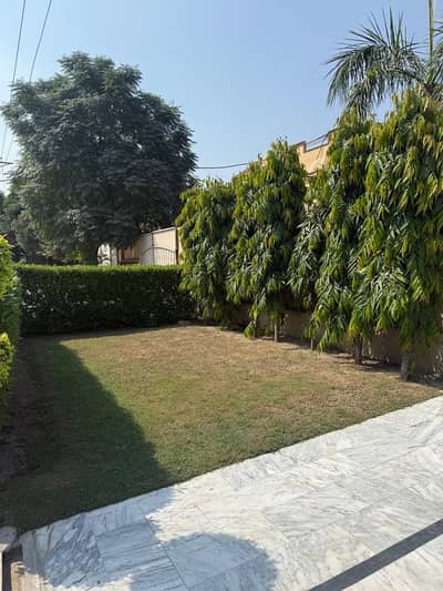 3 Marla Plot For Sale In Pcsir2 (Apexhomes)