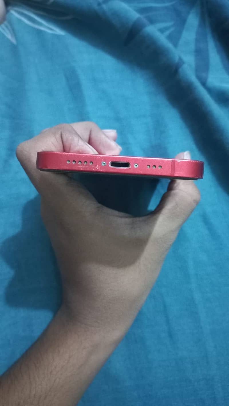 Apple iPhone 12 4
