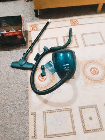 Geepas Vacuum cleaner