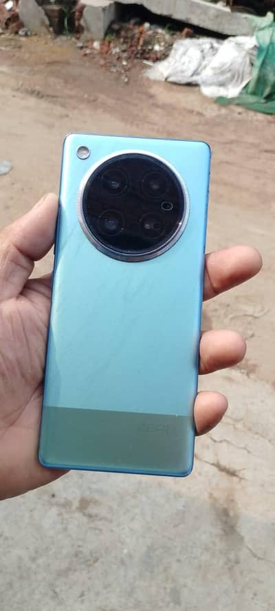 Infinix Zero 40