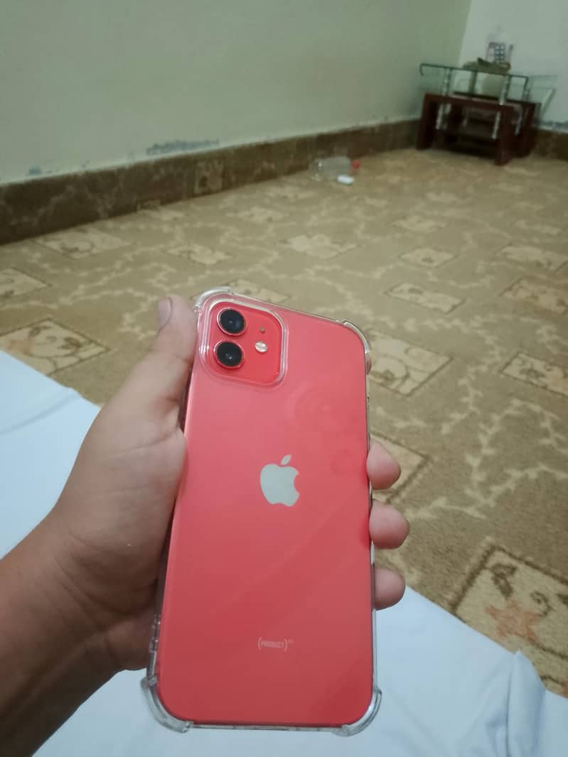 Apple iPhone 12 1