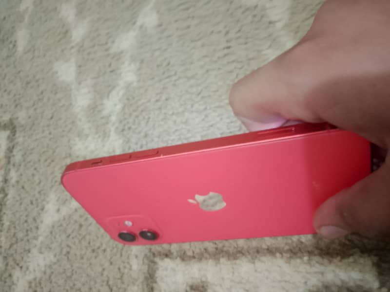 Apple iPhone 12 6