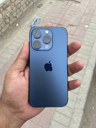 Apple iPhone 15 Pro
