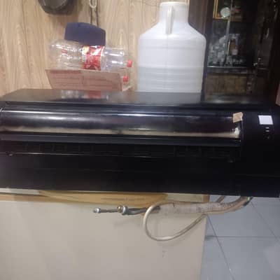 Mitsubishi AC 1.5 tan totally ok no open no rapir