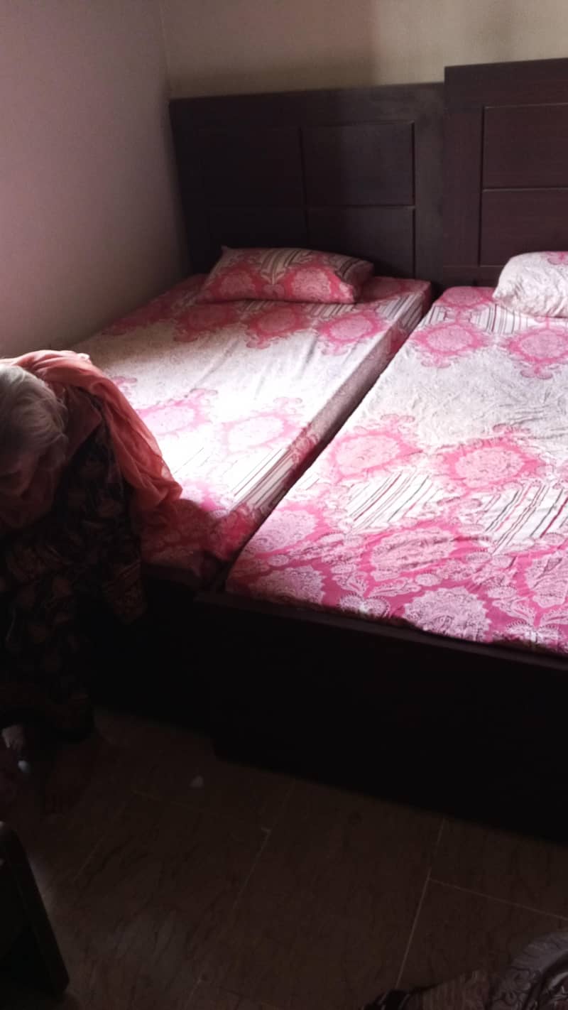 bed for sell 0