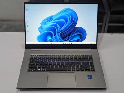 HP ZBook StudioG8 i7 11th Generation 32 ram 512 NVME 4gb Graphic card