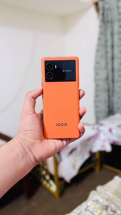 Vivo iQOO 9 Pro