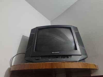 SHARP 14 INCH COLORED TV