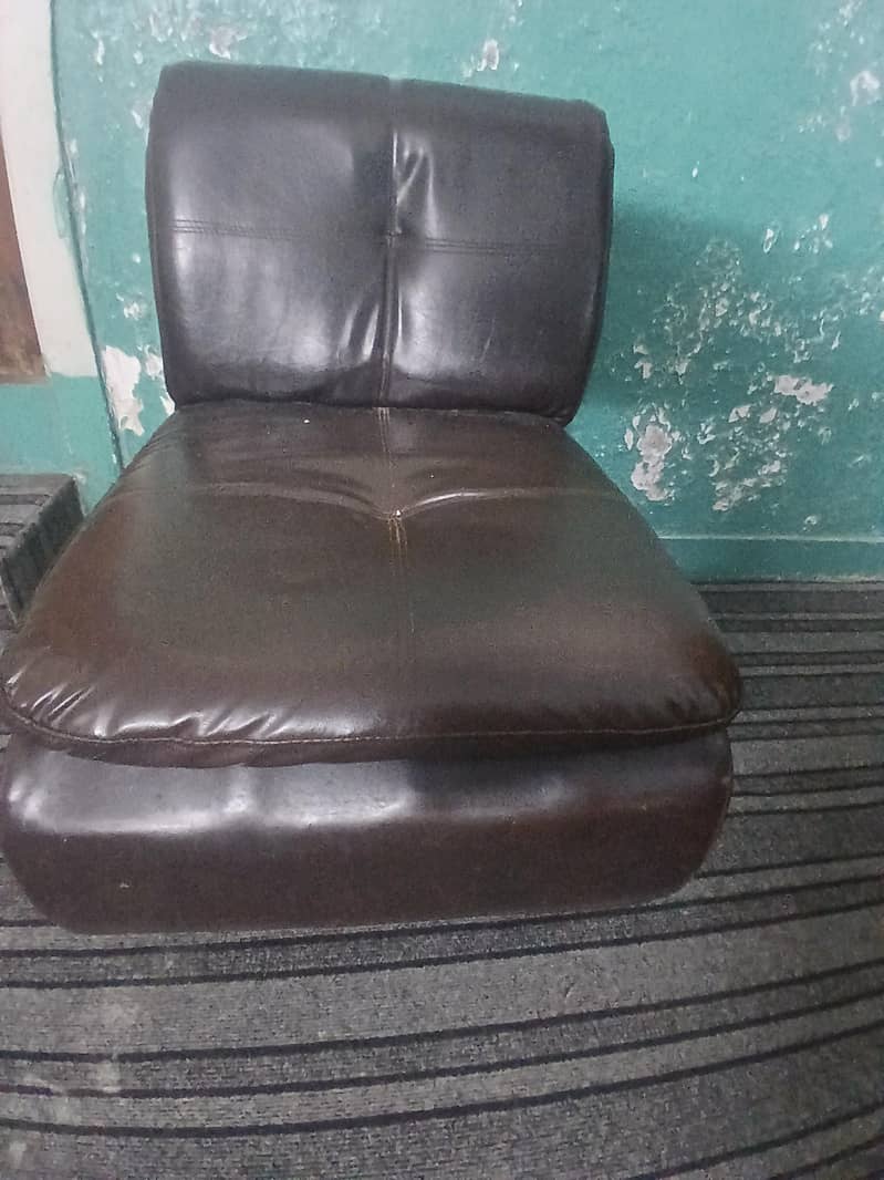 rexine sofa 1