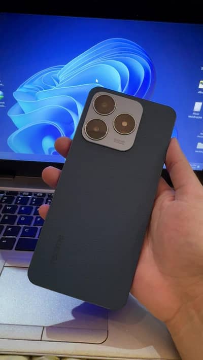 Realme C63