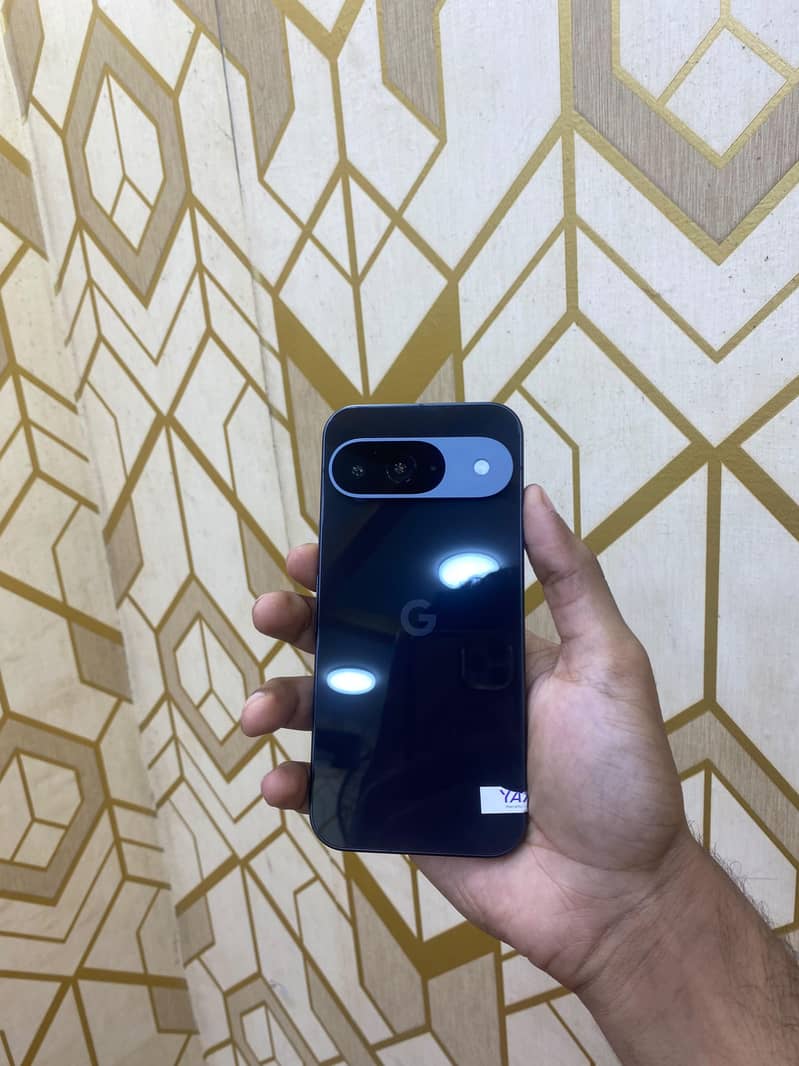 Google Pixel 9 3