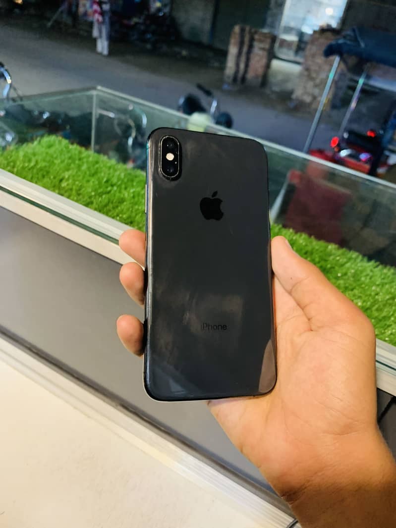 Apple iPhone XS 0