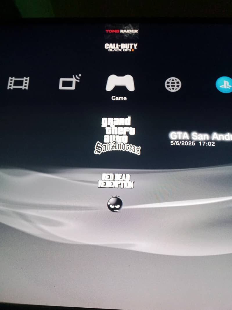 playstation 3 with 4 controllers 16