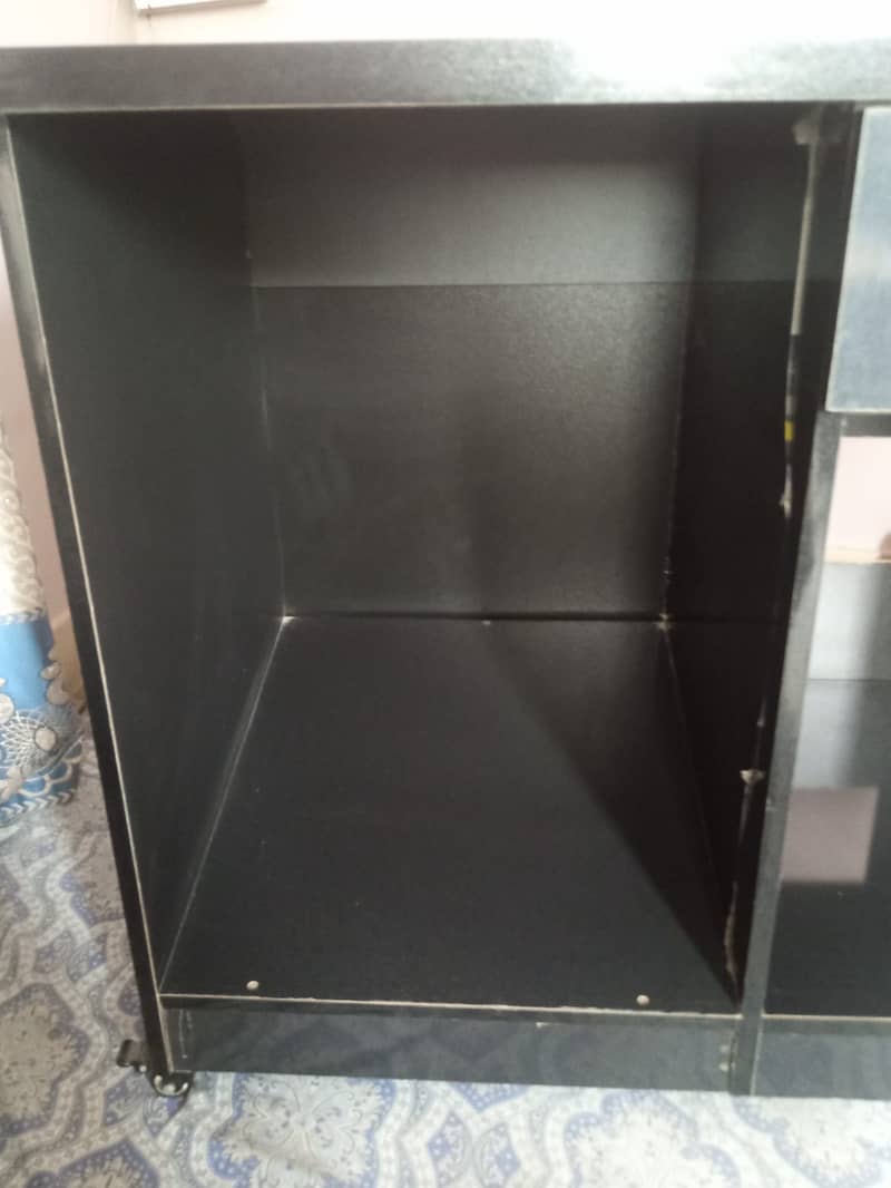 Computer Table 6