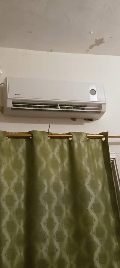 Gree Ac In And Outer Good Condition