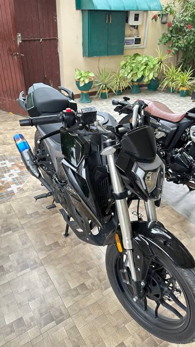 Hi-Speed Battlo 200cc | 2026 Model | 3,000 KM | Akrapovič Exhaust |BLK