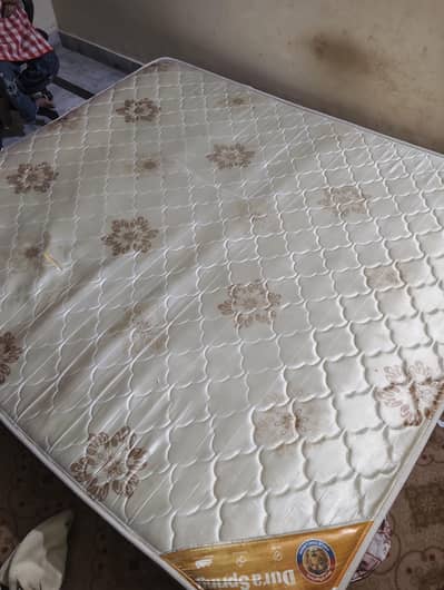 King size bed Metress urgent sell