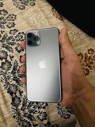 IPHONE 11 PRO 256GB Non Pta Green Color Display change But Original